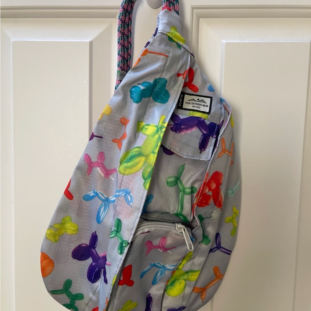 IN SEARCH OF: Kavu balloon zoo sling